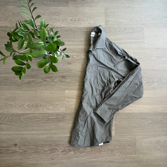 Calvin Klein Grey Pattern Button-Down "Regular Fit Non-Iron" Cotton Dress Shirt - Picture 14 of 14